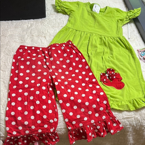 Kids Green and Red Polka Dot Matching Set - Picture 1 of 5
